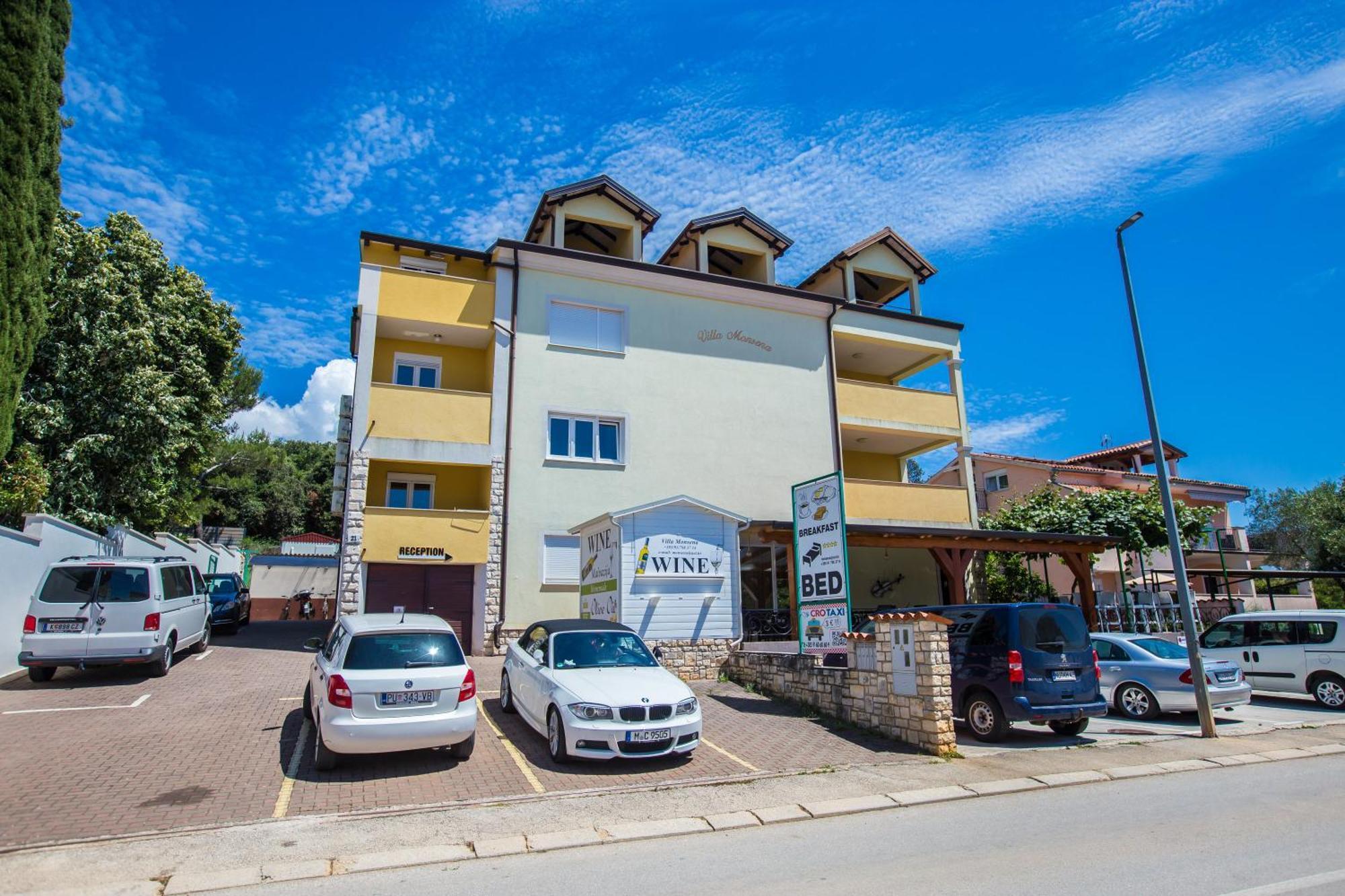 Villa Monsena โรวีน ภายนอก รูปภาพ