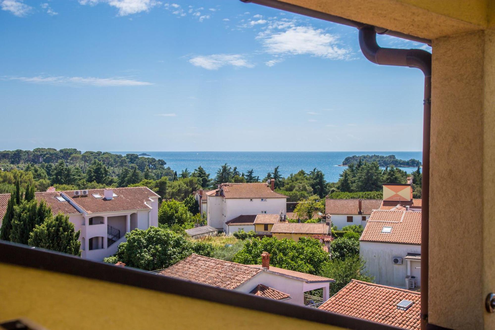 Villa Monsena โรวีน ภายนอก รูปภาพ